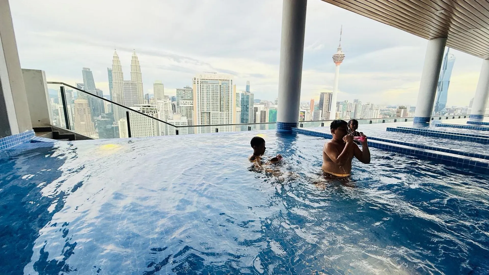 דירה קואלה לומפור Colony Service Suites Klcc At Sky World